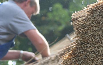 professional Corarnstilbeg thatchers